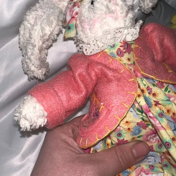 Easter NURSERY BUNNIES Honey Bunnies & Bee Mommy & Baby Rabbit Set Spring Decor - Picture 10 of 12